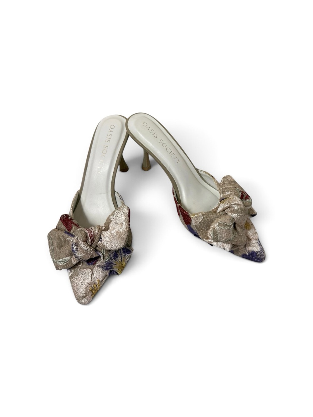 Oasis Society Beige Floral Bow Pointed Mules size 8.5